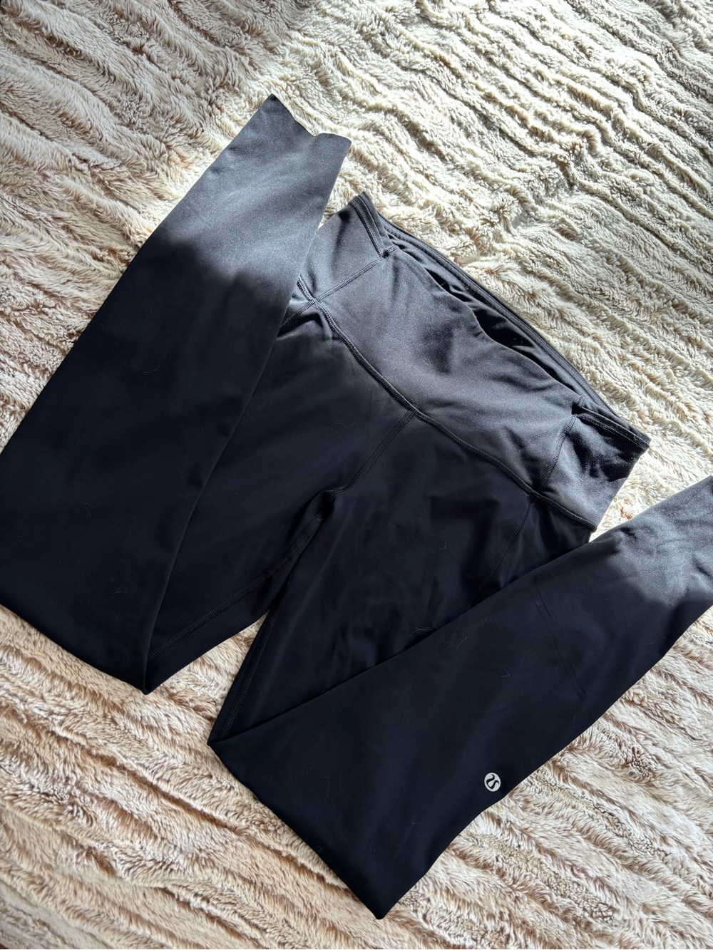 Black fast and free leggings